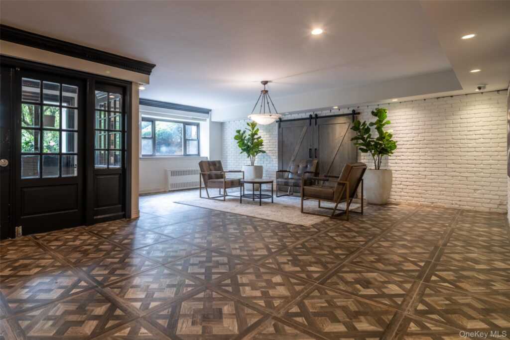 15 Lake Street, Unit #4-J, White Plains, NY 10603 - Photo 22 of 23