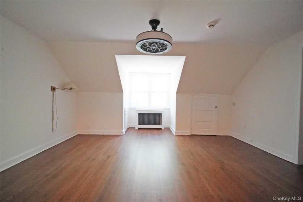 416 Ridgeway, White Plains, NY 10605 - Photo 12 of 15