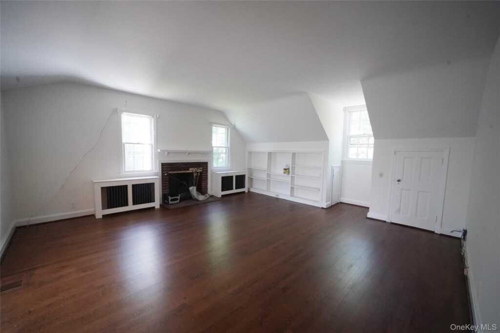 416 Ridgeway, White Plains, NY 10605 - Photo 3 of 15