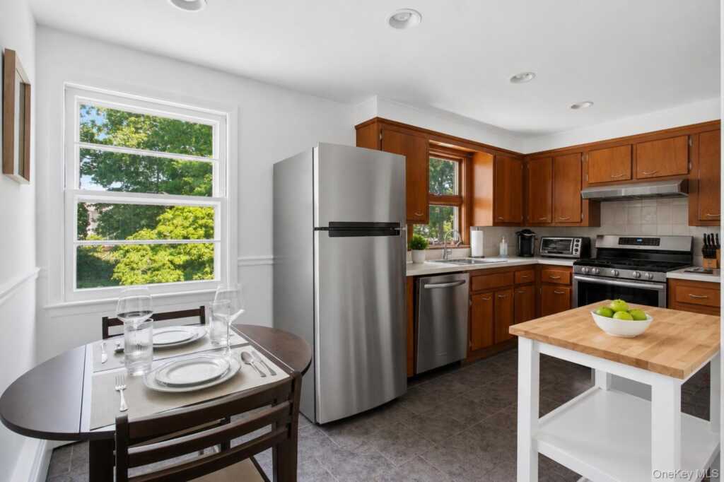 419 Beach Avenue, Rye, NY 10543 - Photo 19 of 28