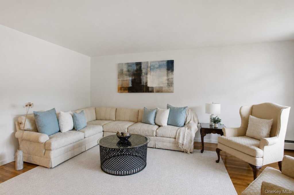 419 Beach Avenue, Rye, NY 10543 - Photo 7 of 28