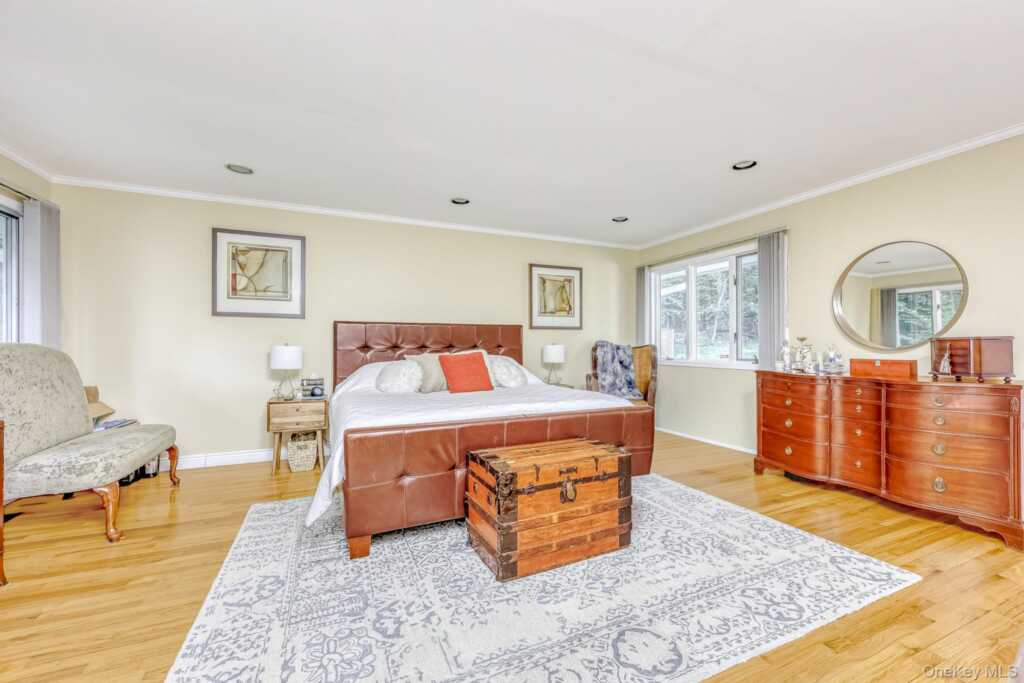 10 Longbow Road, Suffern, NY 10901 - Photo 11 of 27