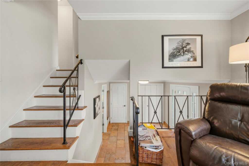 4 Forest Knoll Drive, Suffern, NY 10901 - Photo 14 of 37