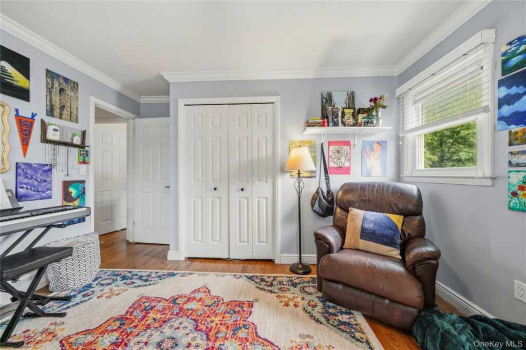 4 Forest Knoll Drive, Suffern, NY 10901 - Photo 18 of 37