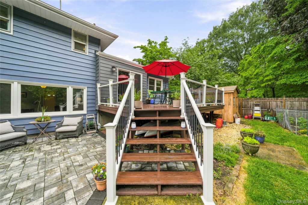 4 Forest Knoll Drive, Suffern, NY 10901 - Photo 29 of 37