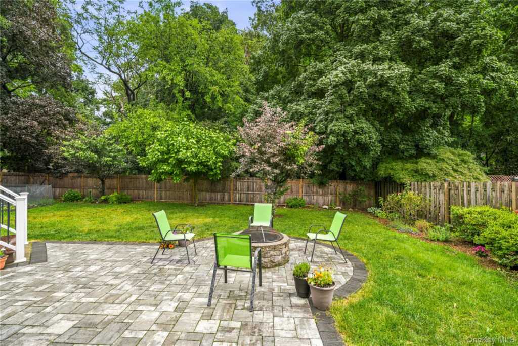 4 Forest Knoll Drive, Suffern, NY 10901 - Photo 30 of 37