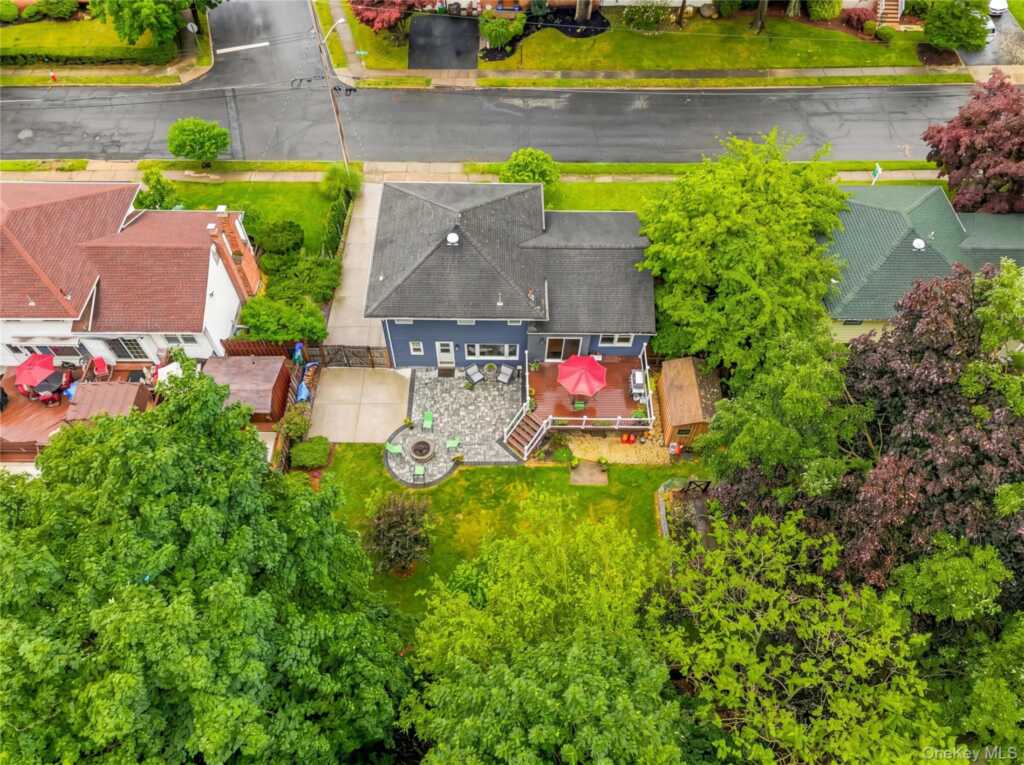 4 Forest Knoll Drive, Suffern, NY 10901 - Photo 34 of 37
