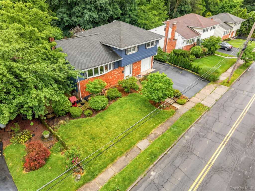 4 Forest Knoll Drive, Suffern, NY 10901 - Photo 36 of 37