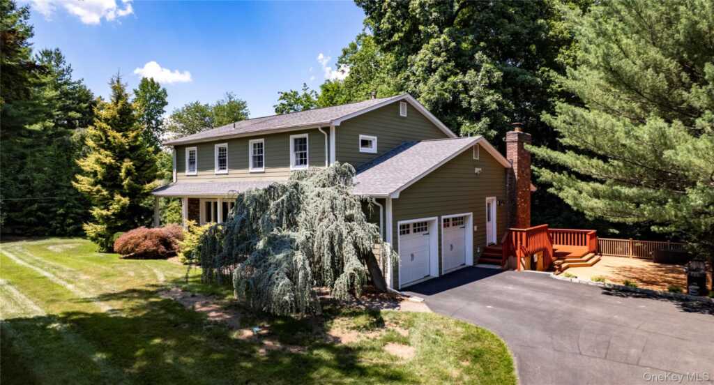 12 Sickletown Road, Pearl River, NY 10965 - Photo 2 of 50