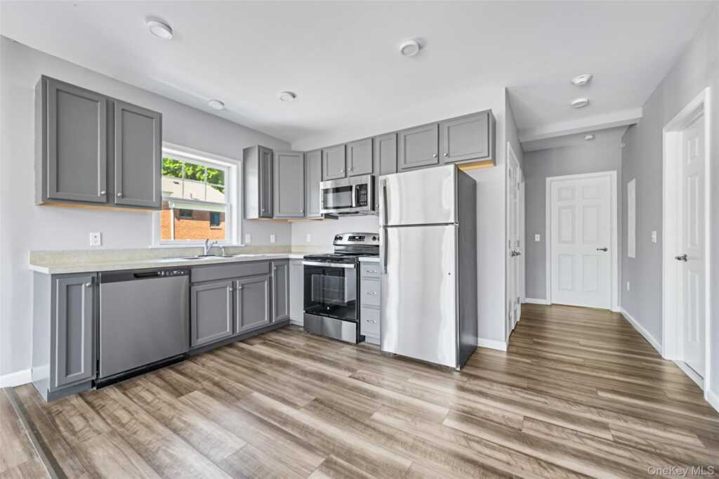 108 N Kensico Avenue, Unit #6A, White Plains, NY 10604 - Photo 4 of 25