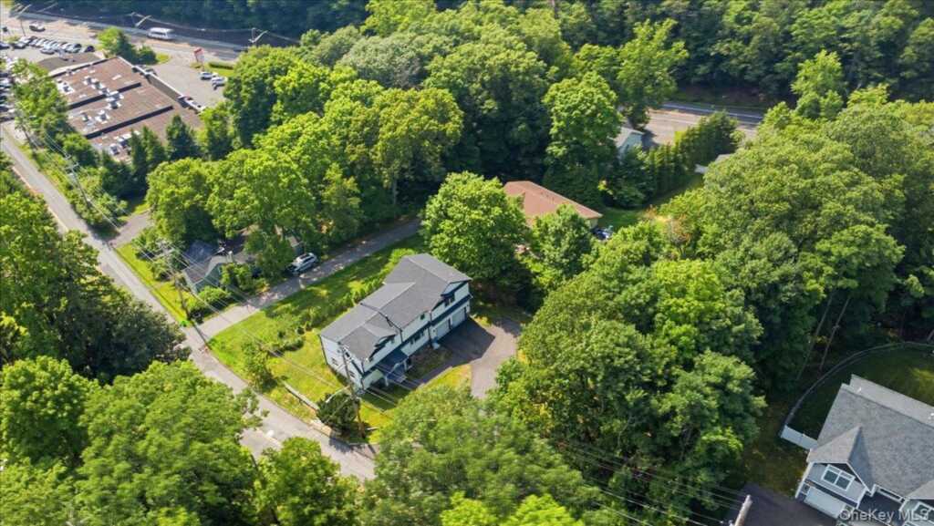 436 Storms Road, Valley Cottage, NY 10989 - Photo 29 of 34