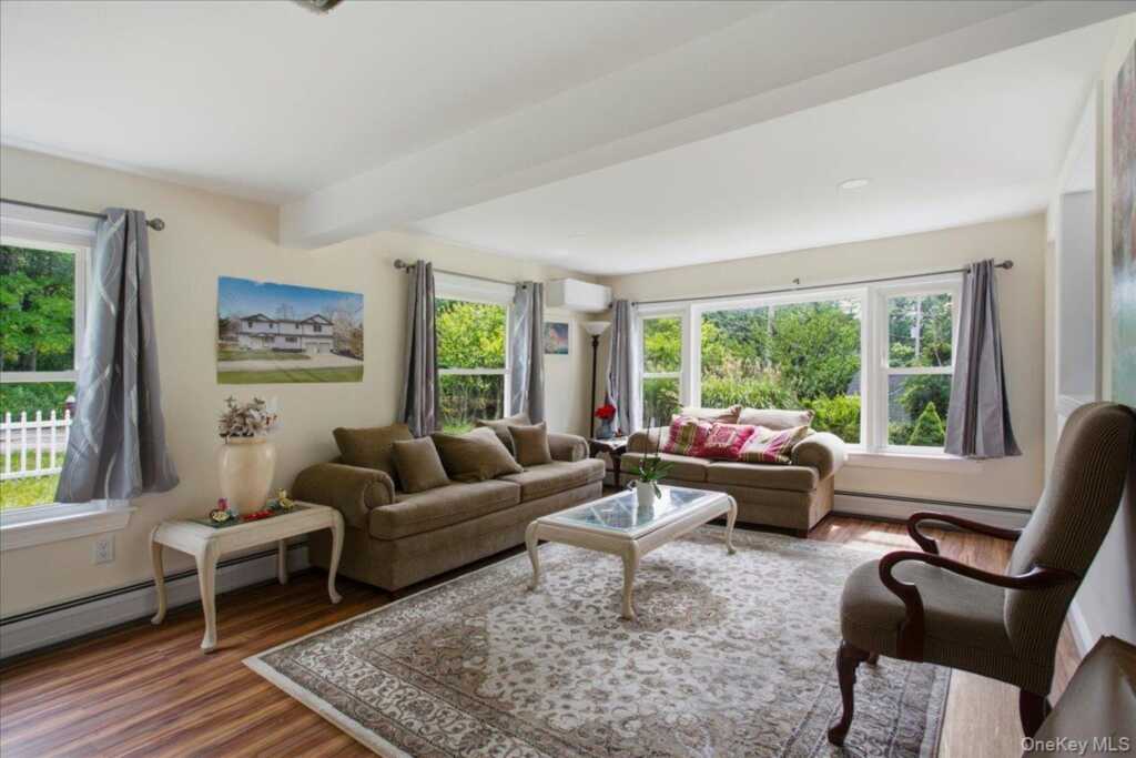 436 Storms Road, Valley Cottage, NY 10989 - Photo 3 of 34