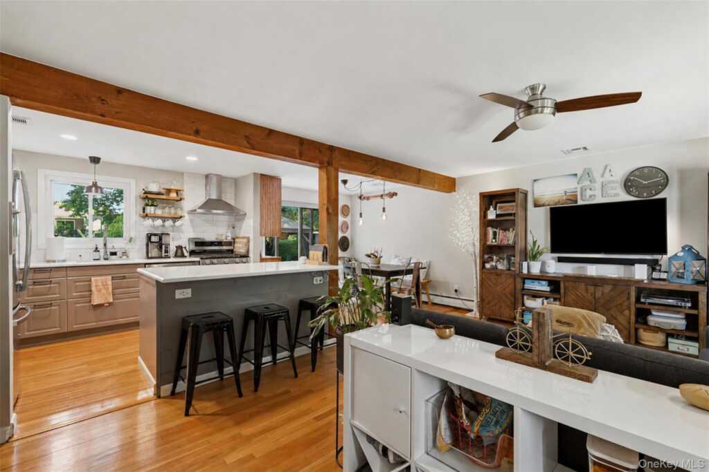 9 Homestead Lane, New City, NY 10956 - Photo 8 of 30