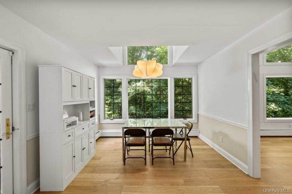 21 Ardsley Drive, New City, NY 10956 - Photo 13 of 43