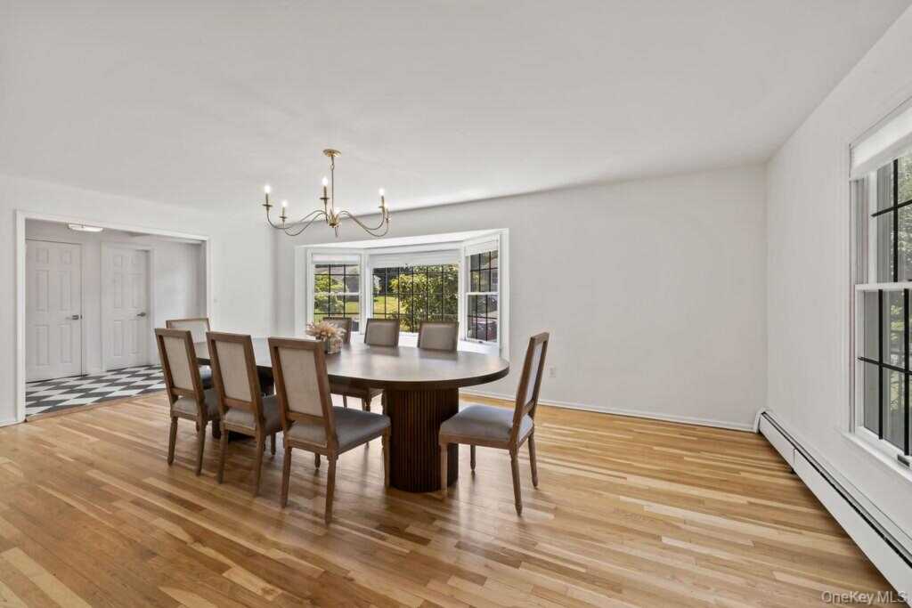 21 Ardsley Drive, New City, NY 10956 - Photo 7 of 43