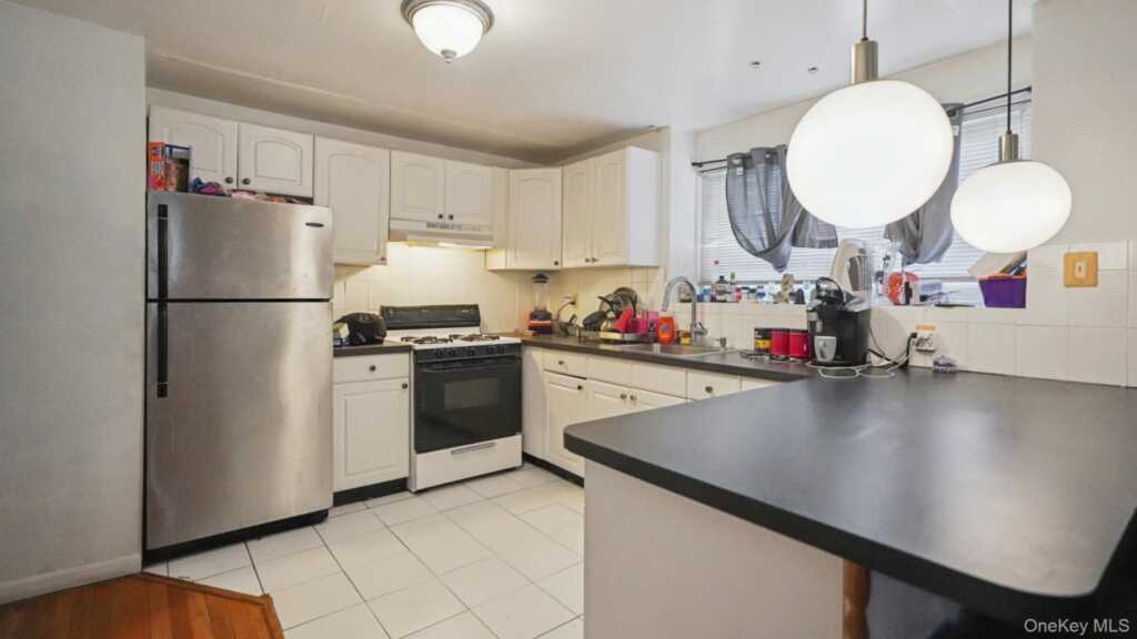 738 pelhamdale Avenue, New Rochelle, NY 10801 - Photo 20 of 29