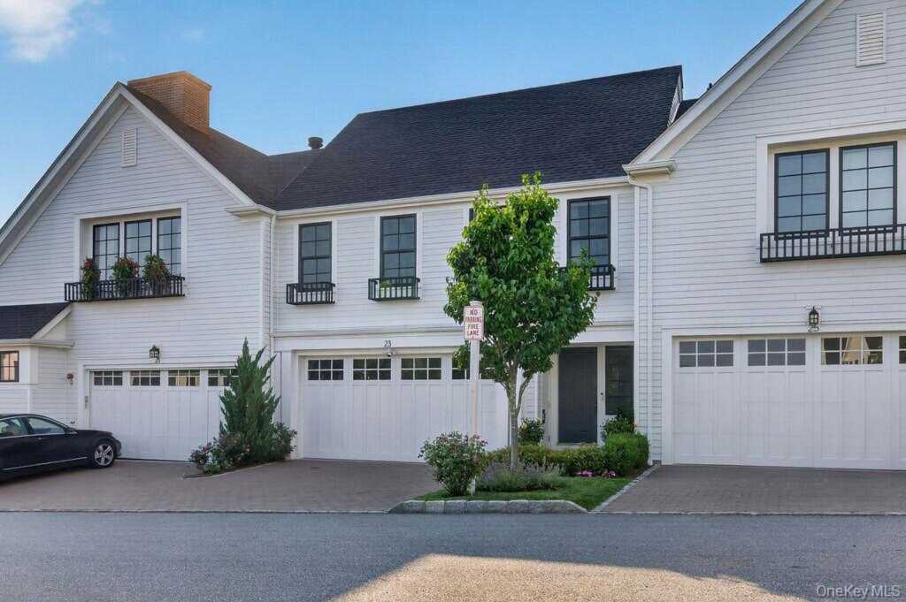 23 Honeysuckle Lane, Rye, NY 10573 - Photo 2 of 50