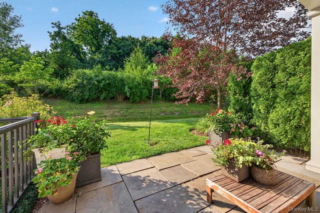 23 Honeysuckle Lane, Rye, NY 10573 - Photo 45 of 50