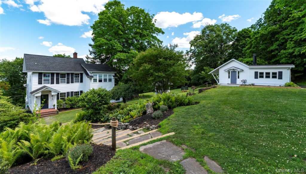 34 Old Mountain Road, Nyack, NY 10960 - Photo 2 of 47