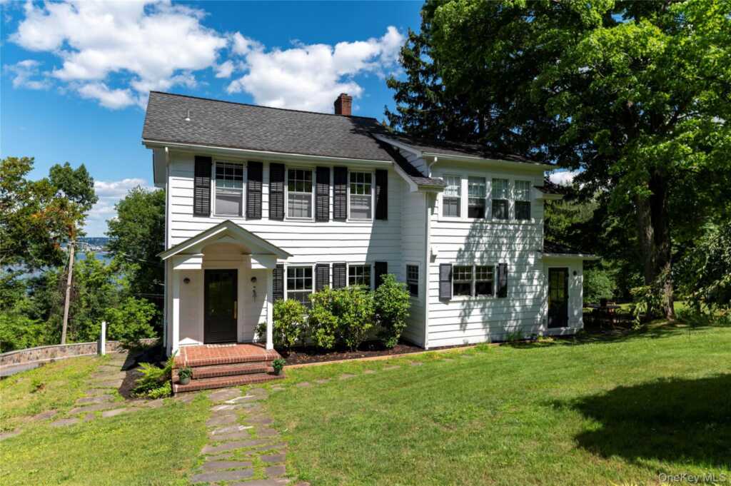 34 Old Mountain Road, Nyack, NY 10960 - Photo 4 of 47