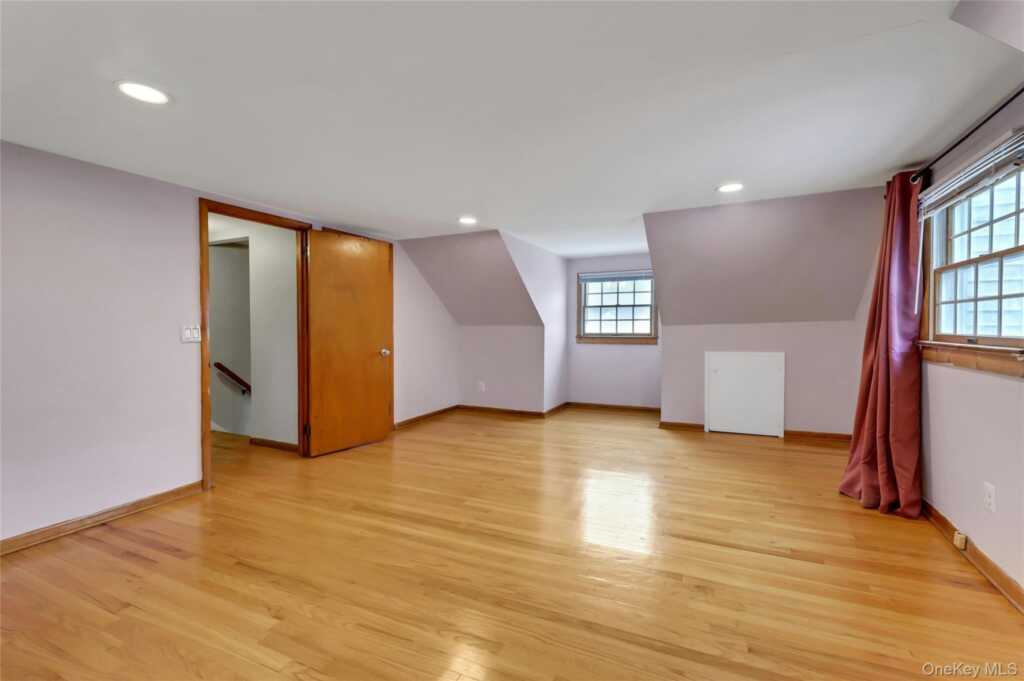 12 Short Hill Road, New City, NY 10956 - Photo 11 of 27