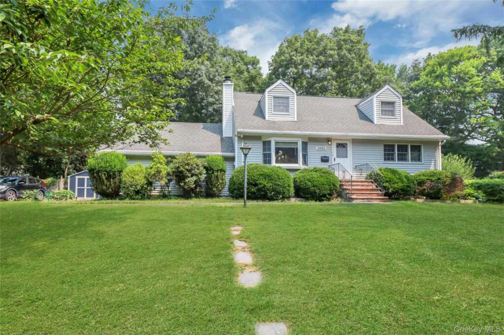 12 Short Hill Road, New City, NY 10956 - Photo 2 of 27