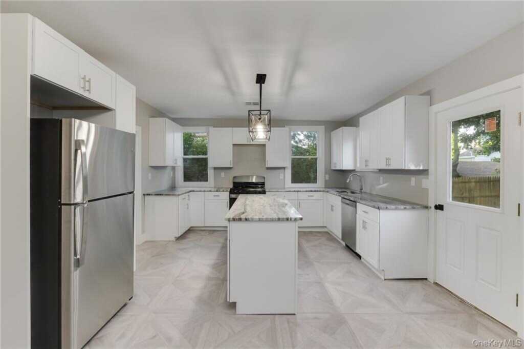 109 Jackson Avenue, Nyack, NY 10960