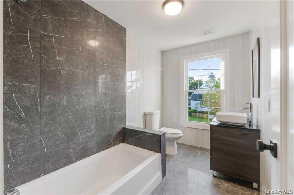 109 Jackson Avenue, Nyack, NY 10960 - Photo 22 of 30