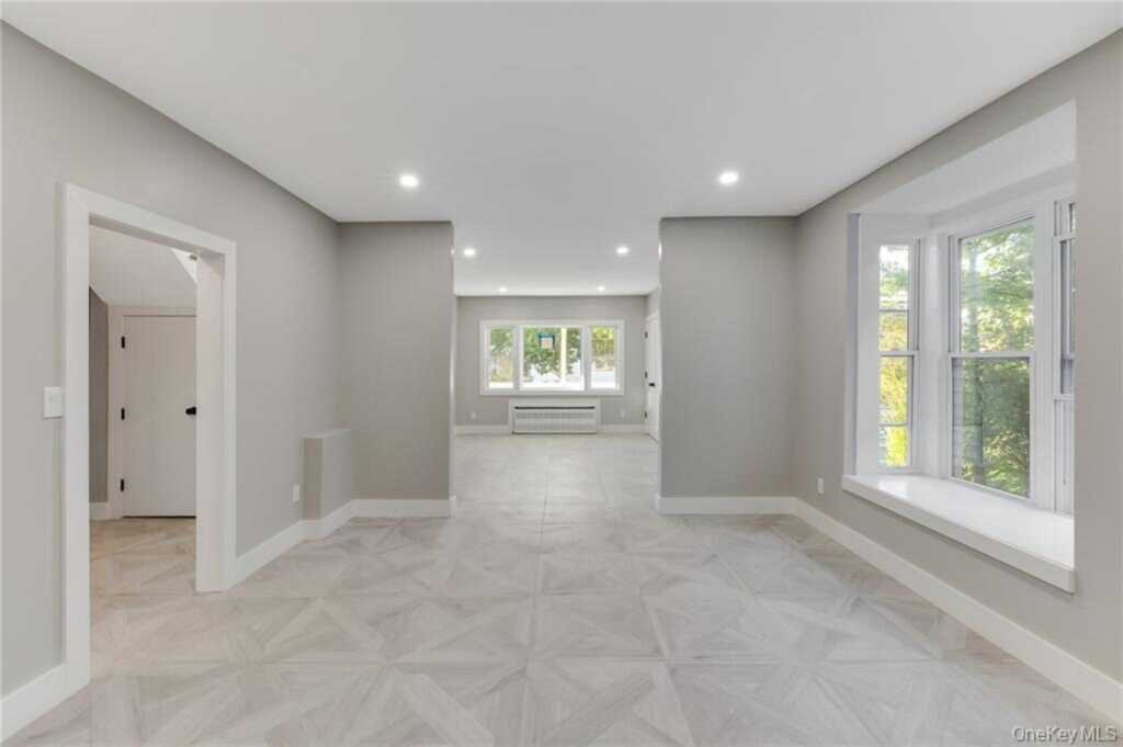 109 Jackson Avenue, Nyack, NY 10960 - Photo 5 of 30