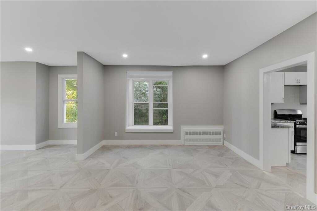 109 Jackson Avenue, Nyack, NY 10960 - Photo 8 of 30