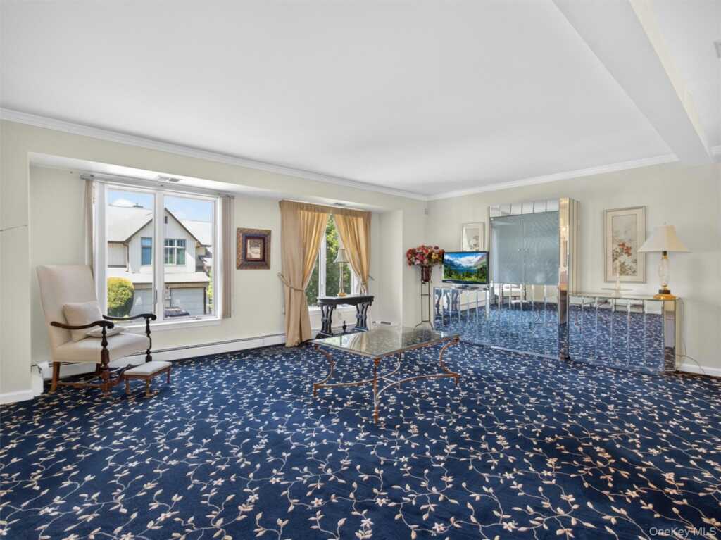 20 Fox Court, Suffern, NY 10901 - Photo 12 of 34