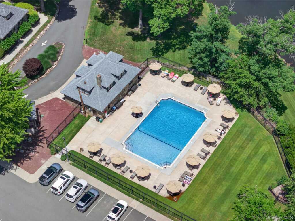 20 Fox Court, Suffern, NY 10901 - Photo 27 of 34