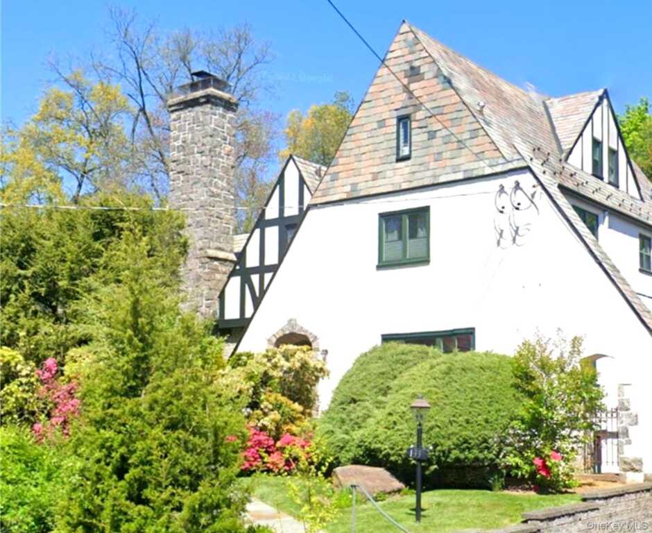 133 Bon Air Avenue, New Rochelle, NY 10804