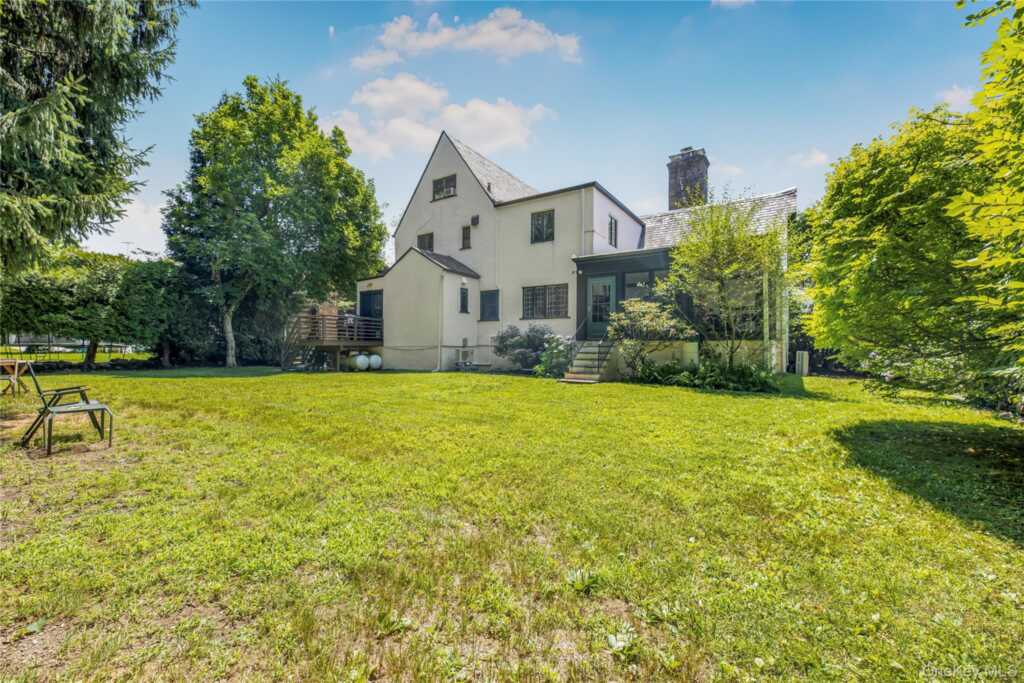 133 Bon Air Avenue, New Rochelle, NY 10804 - Photo 36 of 43