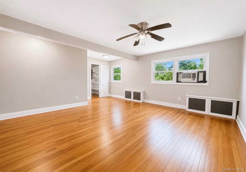 21 Vailshire Circle, Nanuet, NY 10954 - Photo 14 of 30