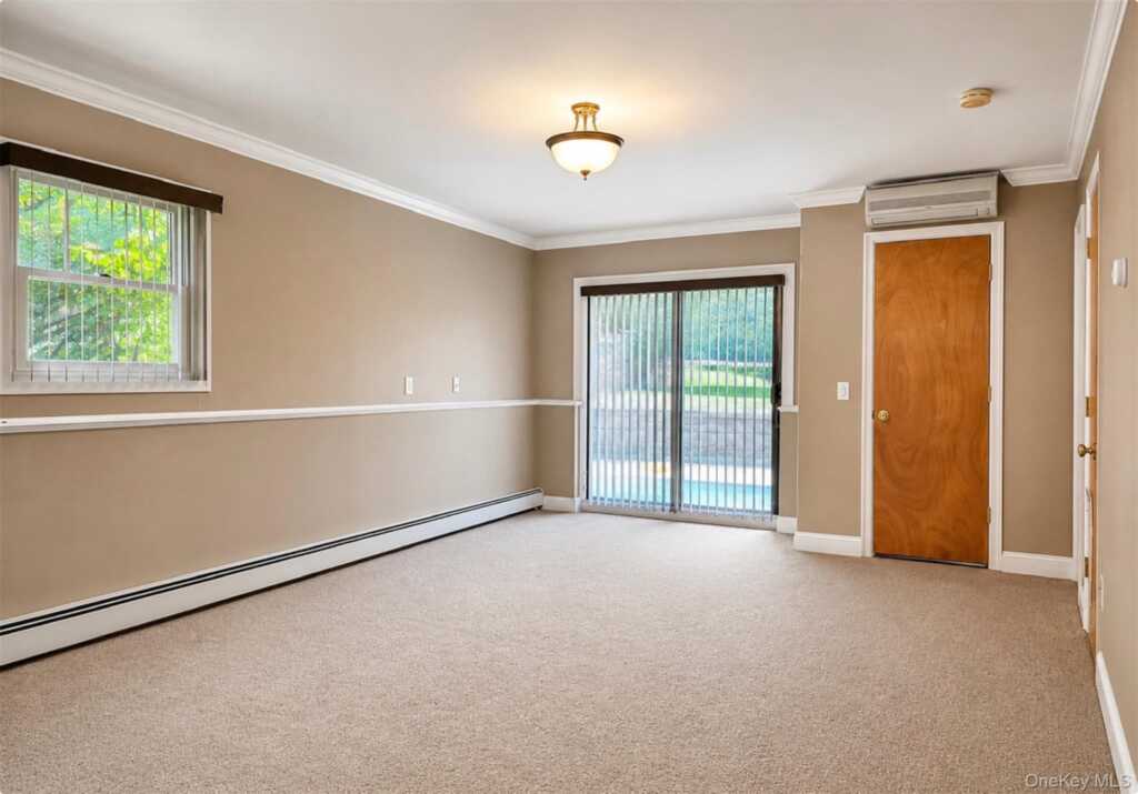 21 Vailshire Circle, Nanuet, NY 10954 - Photo 20 of 30