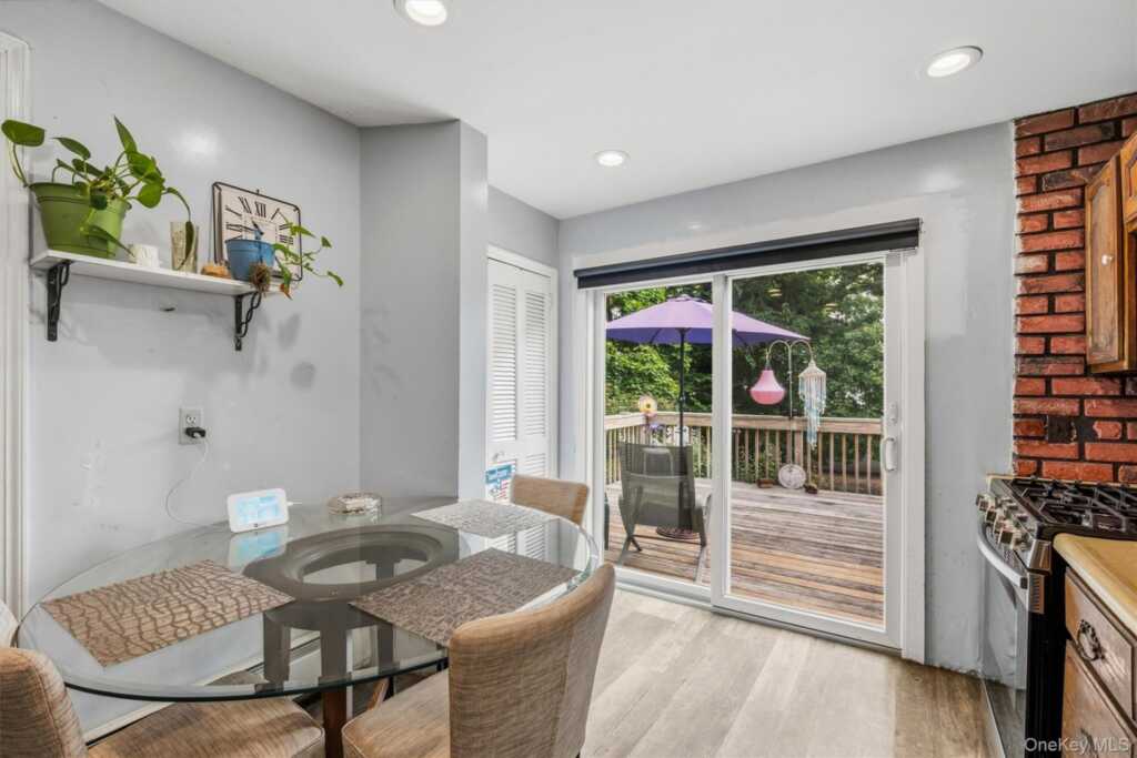 67 Wayne Avenue, Suffern, NY 10901 - Photo 17 of 34