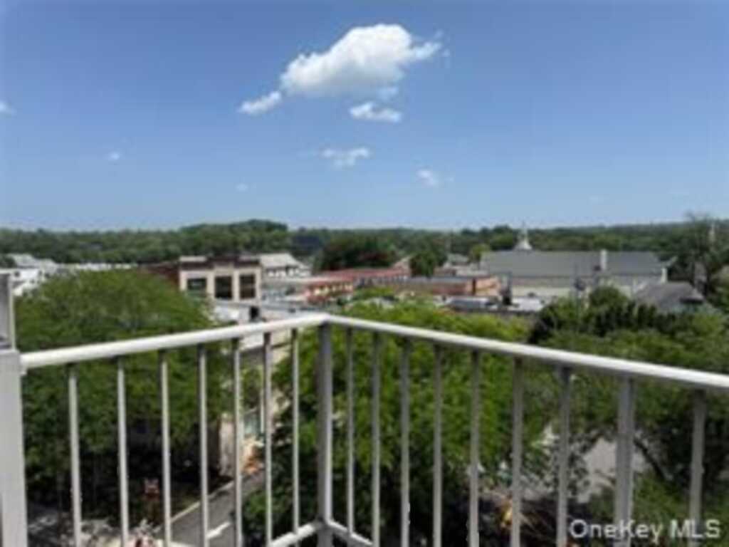 35 Park Avenue, Unit #6G, Suffern, NY 10901 - Photo 14 of 16