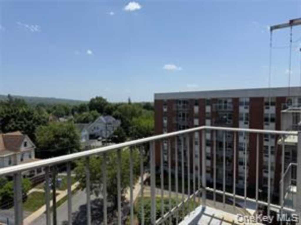 35 Park Avenue, Unit #6G, Suffern, NY 10901 - Photo 16 of 16