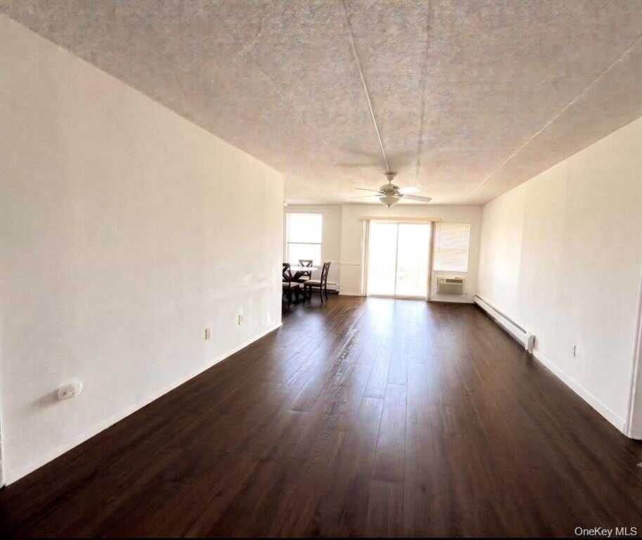 35 Park Avenue, Unit #6G, Suffern, NY 10901 - Photo 4 of 16