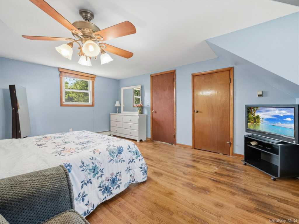 11 Hollow Drive, New City, NY 10956 - Photo 24 of 34