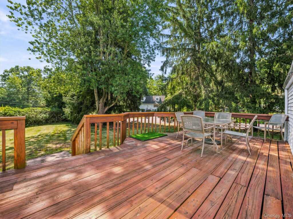 11 Hollow Drive, New City, NY 10956 - Photo 27 of 34