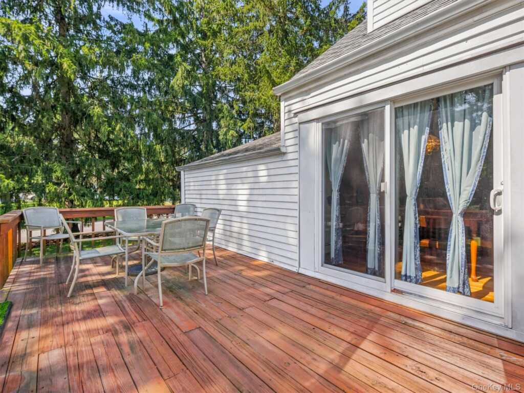 11 Hollow Drive, New City, NY 10956 - Photo 28 of 34
