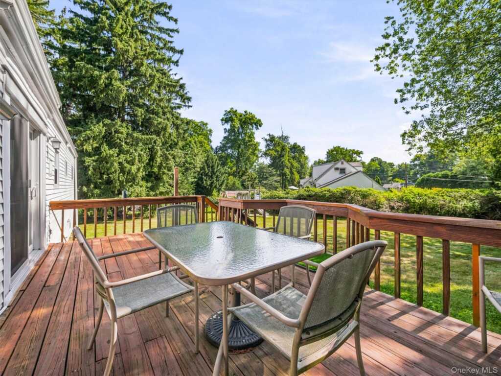 11 Hollow Drive, New City, NY 10956 - Photo 29 of 34
