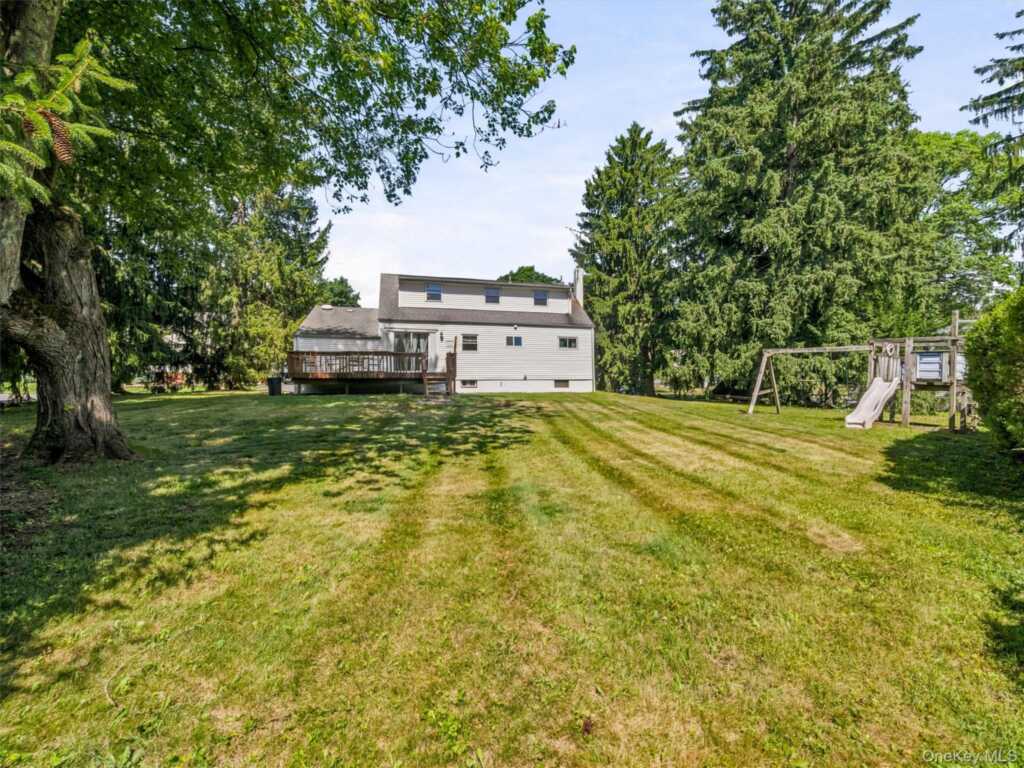 11 Hollow Drive, New City, NY 10956 - Photo 34 of 34