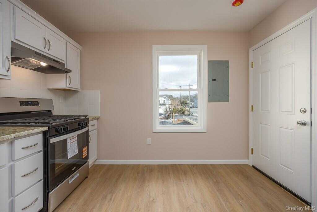 72 S Main Street, Unit ##1, New City, NY 10956 - Photo 4 of 9