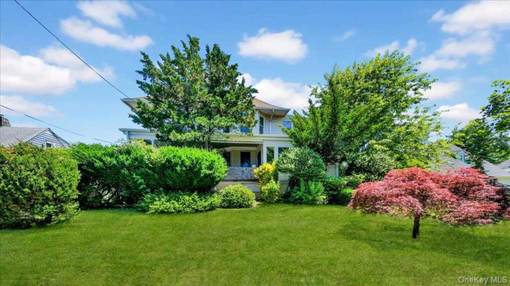 228 Weyman Avenue, New Rochelle, NY 10805