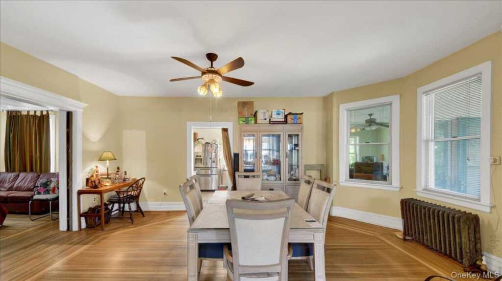 228 Weyman Avenue, New Rochelle, NY 10805 - Photo 10 of 36
