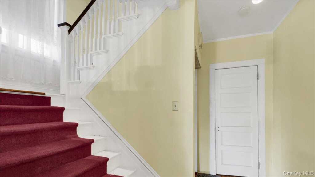 228 Weyman Avenue, New Rochelle, NY 10805 - Photo 13 of 36