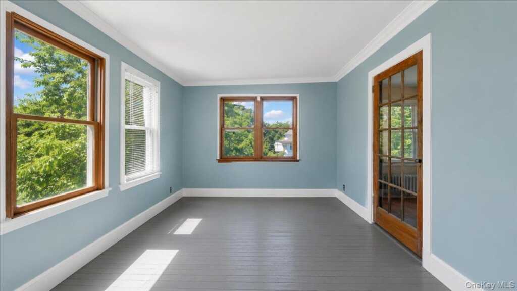 228 Weyman Avenue, New Rochelle, NY 10805 - Photo 15 of 36